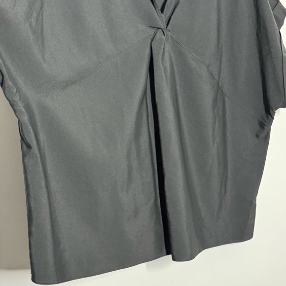 Club Monaco black twist front short dolman sleeved blouse L - Picture 6 of 6